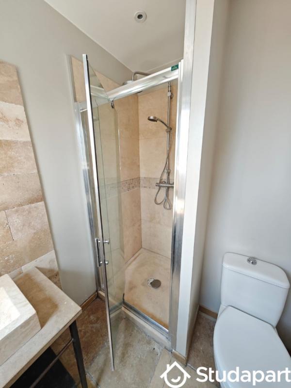 Chambre - 15 m² - 1 pièce