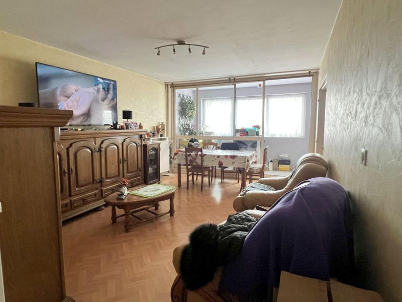 Appartement - 81 m² - 3 pièces