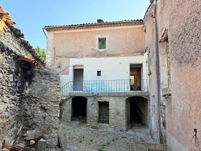 Maison - 127 m² - 6 pièces