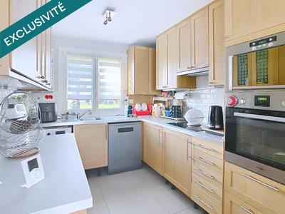 Maison - 80 m² - 5 pièces