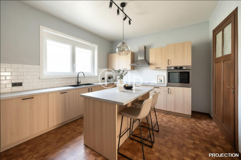 Immeuble - 120 m² - 5 pièces