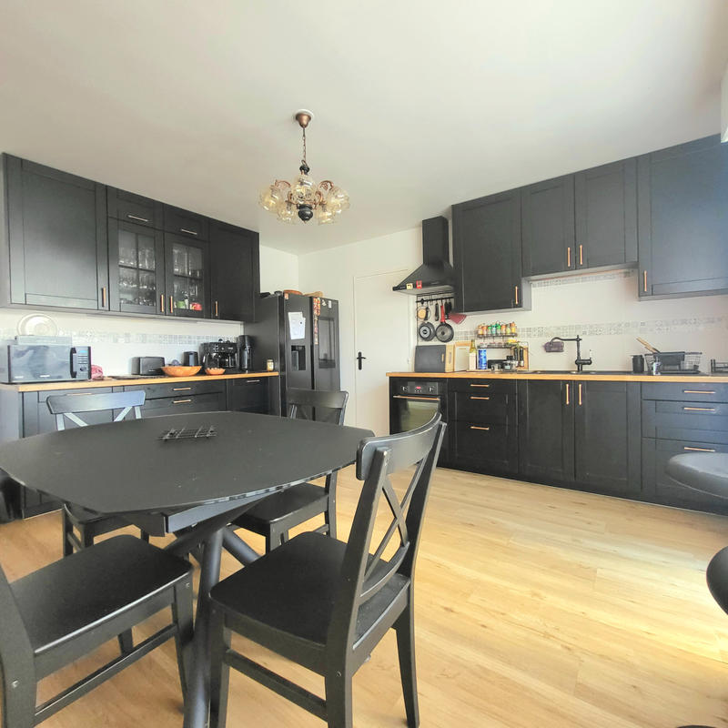 Maison - 105 m² - 4 pièces