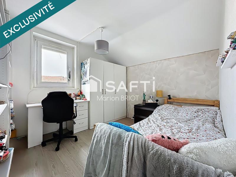 Maison - 97 m² - 6 pièces