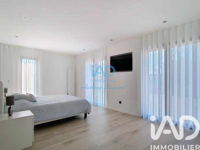 Maison de maîtres - 240 m² - 8 pièces