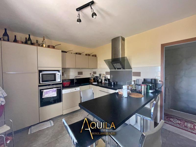 Villa - 140 m² - 7 pièces