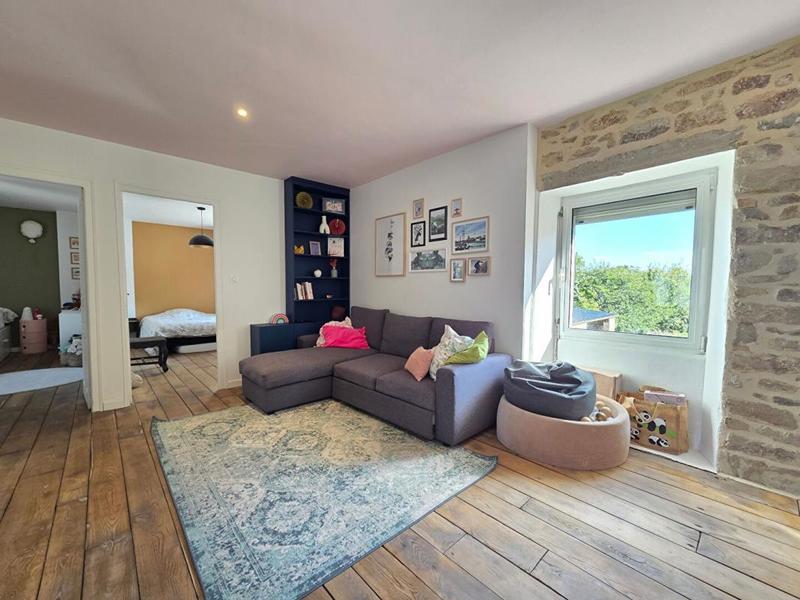 Maison en pierre - 148 m² - 6 pièces