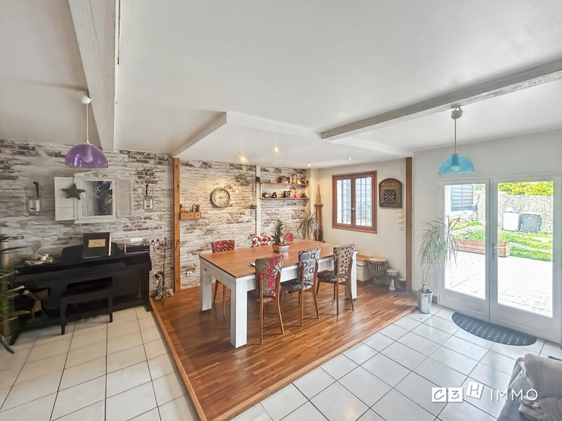 Maison - 110 m² - 3 pièces