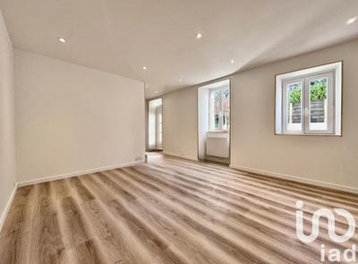 Maison - 103 m² - 6 pièces