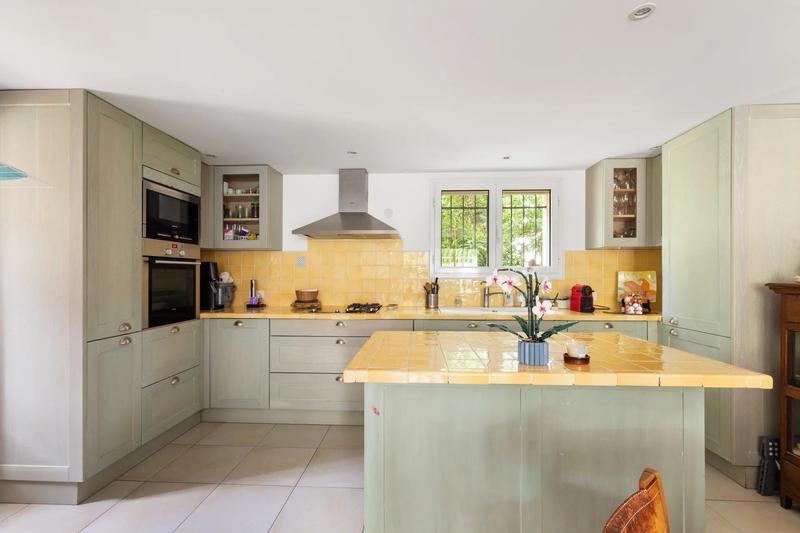 Maison - 155 m² - 6 pièces