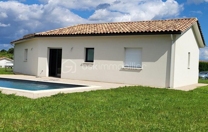 Maison - 95 m² - 4 pièces