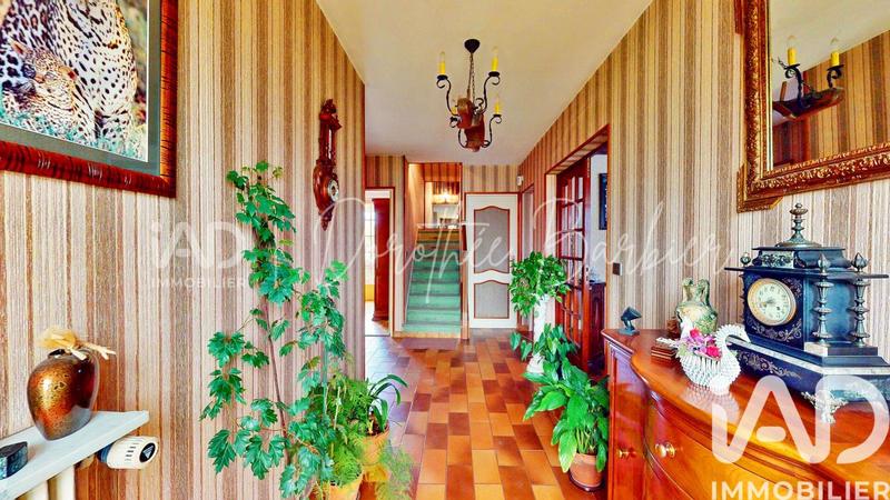 Maison - 96 m² - 6 pièces