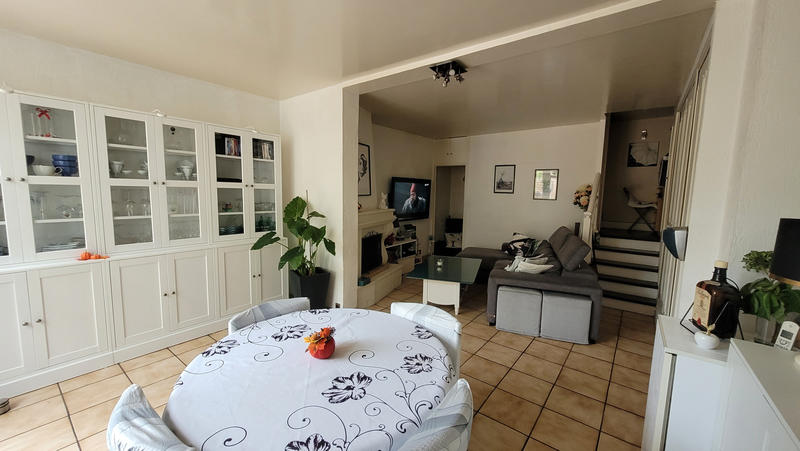 Maison - 96 m² - 3 pièces