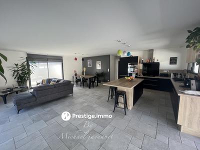 Villa - 102 m² - 3 pièces