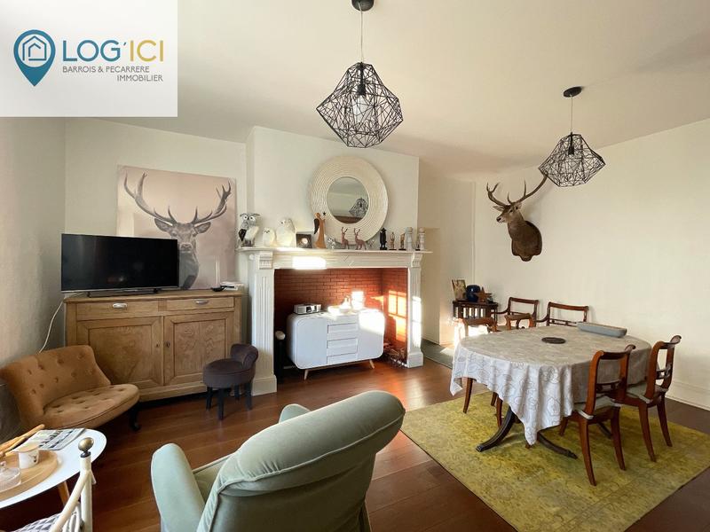 Maison - 338 m² - 13 pièces