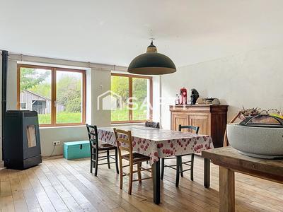 Maison - 278 m² - 9 pièces