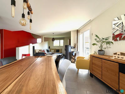Maison contemporaine - 184 m² - 6 pièces