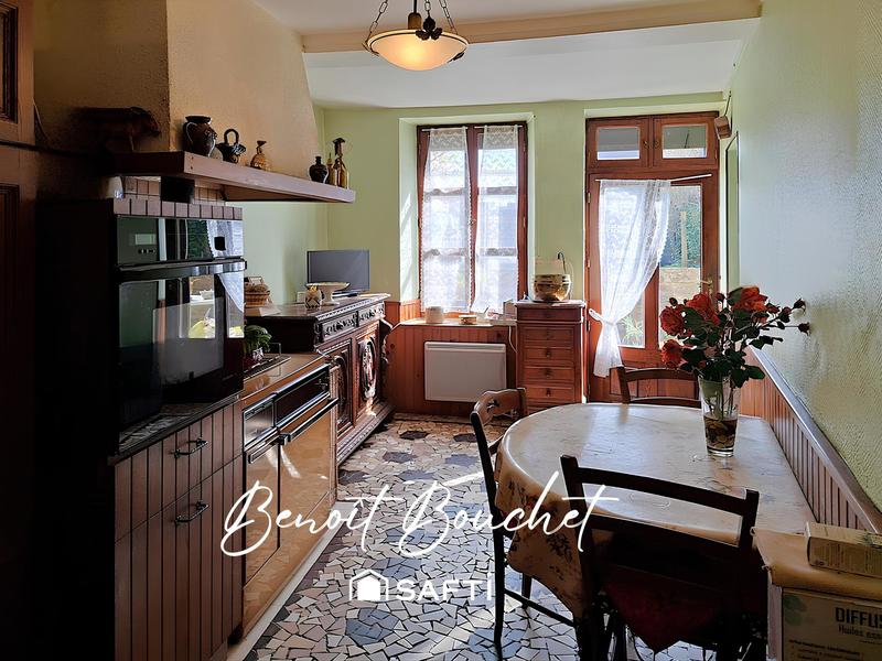 Maison - 121 m² - 5 pièces