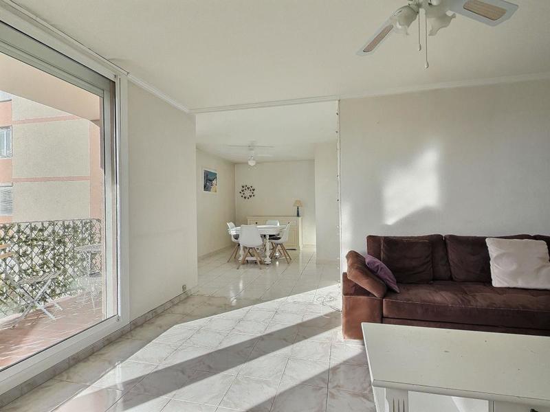 Appartement - 86 m² - 3 pièces