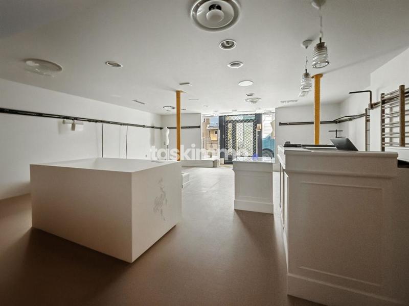 Local commercial - 94 m²