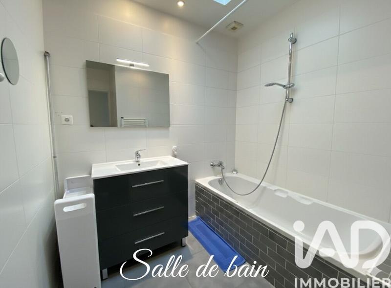 Maison - 93 m² - 5 pièces