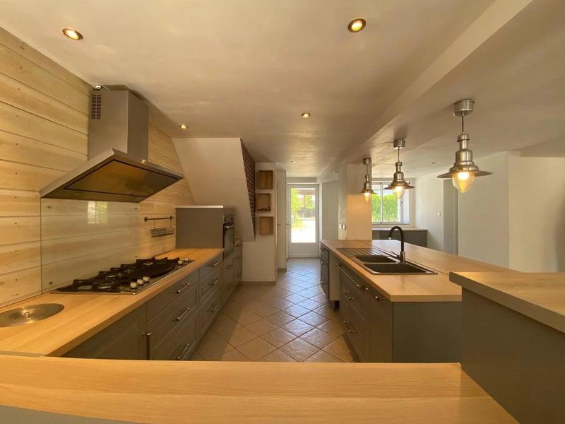 Maison - 170 m² - 6 pièces