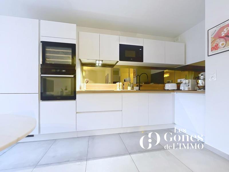 Appartement - 49 m² - 2 pièces