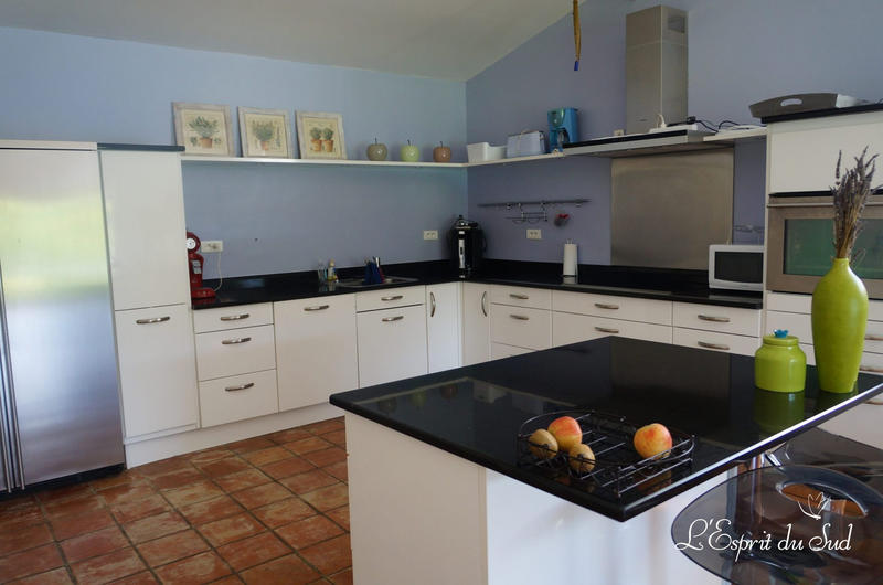 Maison - 260 m² - 8 pièces