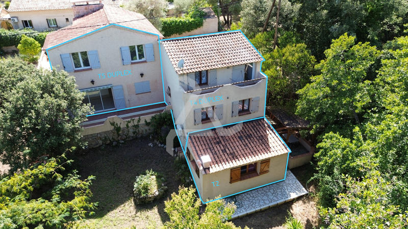 Maison - 106 m² - 5 pièces