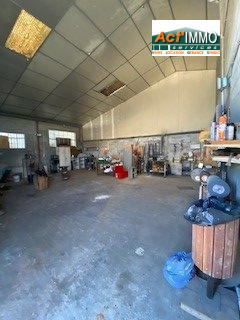 Entrepôt - 120 m²