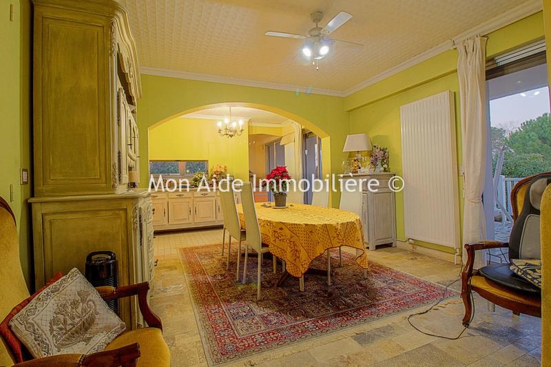 Villa - 500 m² - 12 pièces