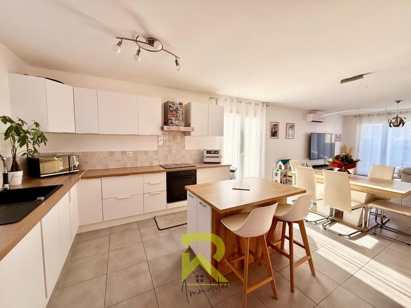 Maison - 100 m² - 4 pièces