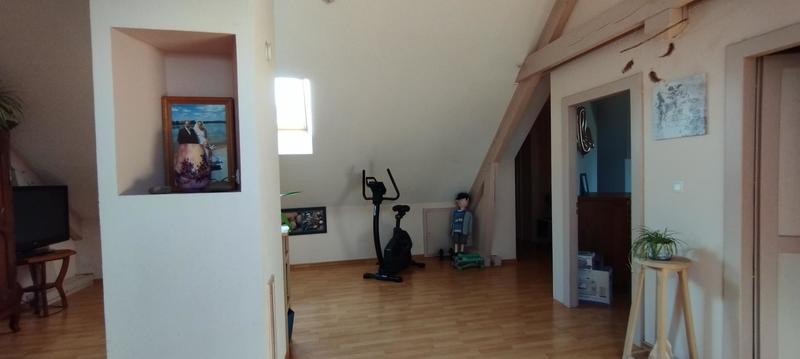 Maison traditionnelle - 181 m² - 7 pièces