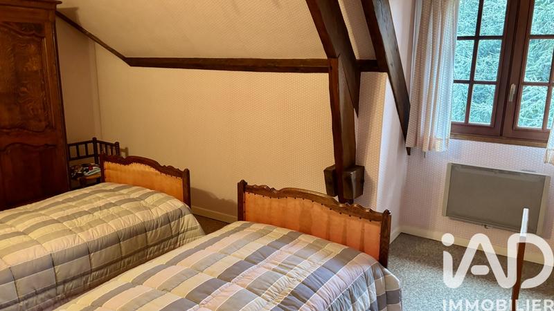 Maison - 180 m² - 8 pièces