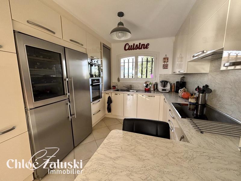 Appartement - 92 m² - 4 pièces