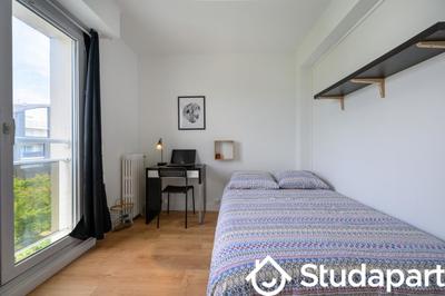 Chambre - 11 m² - 1 pièce