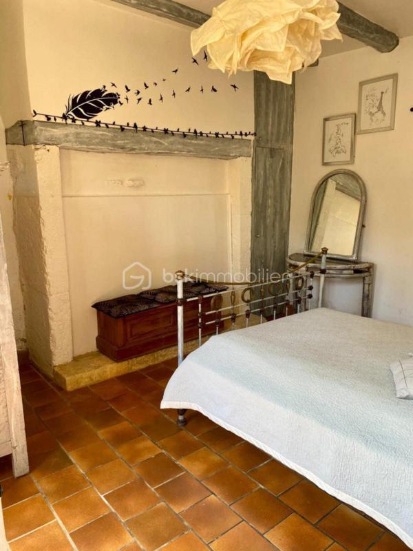 Maison en pierre - 151 m² - 7 pièces