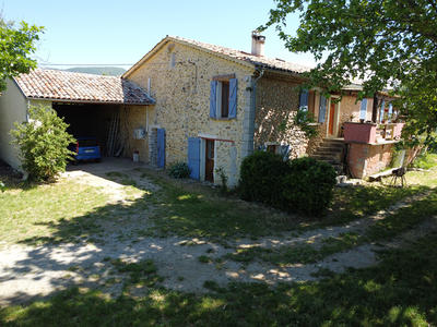 Maison - 266 m² - 9 pièces