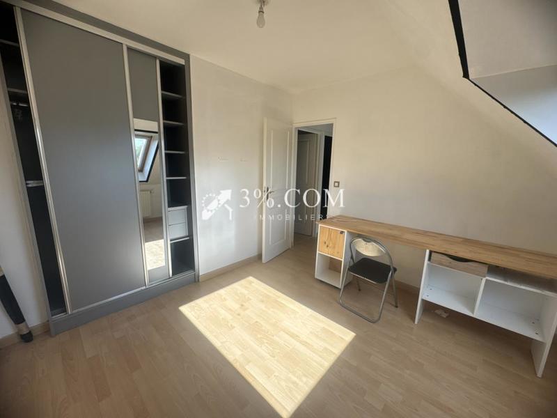 Pavillon - 140 m² - 8 pièces