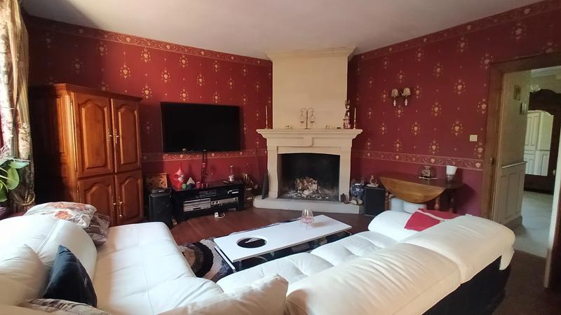 Maison - 163 m² - 16 pièces