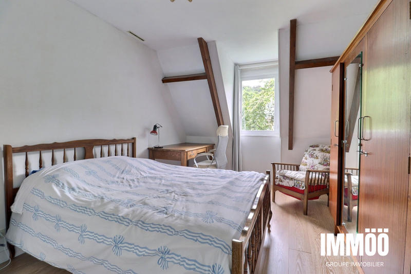 Maison - 187 m² - 7 pièces