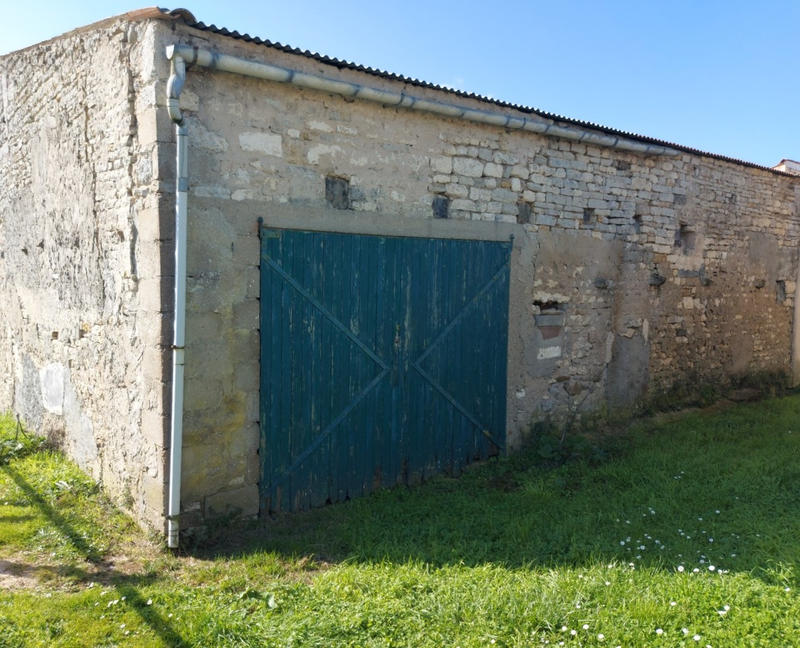 Parking / Garage - 72 m²