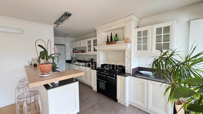 Appartement - 110 m² - 5 pièces