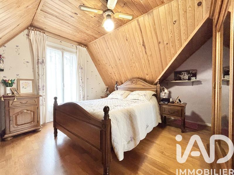 Maison - 92 m² - 5 pièces