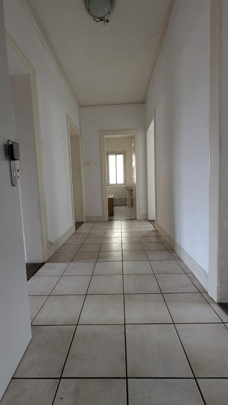 Appartement - 146 m² - 6 pièces