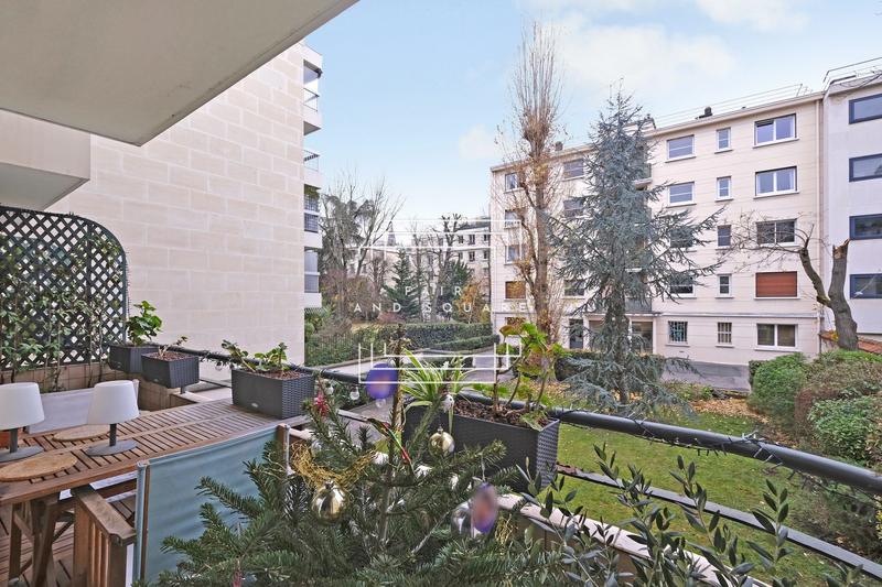 Appartement - 85 m² - 4 pièces