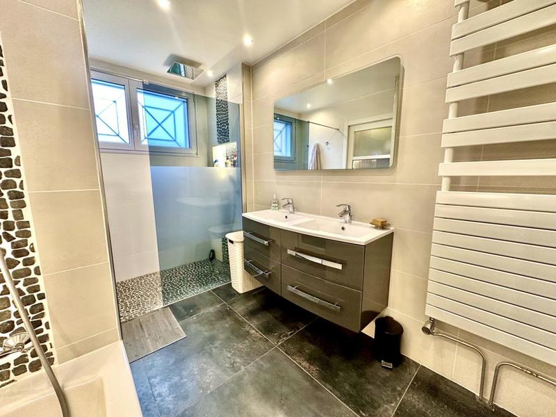 Maison - 109 m² - 4 pièces