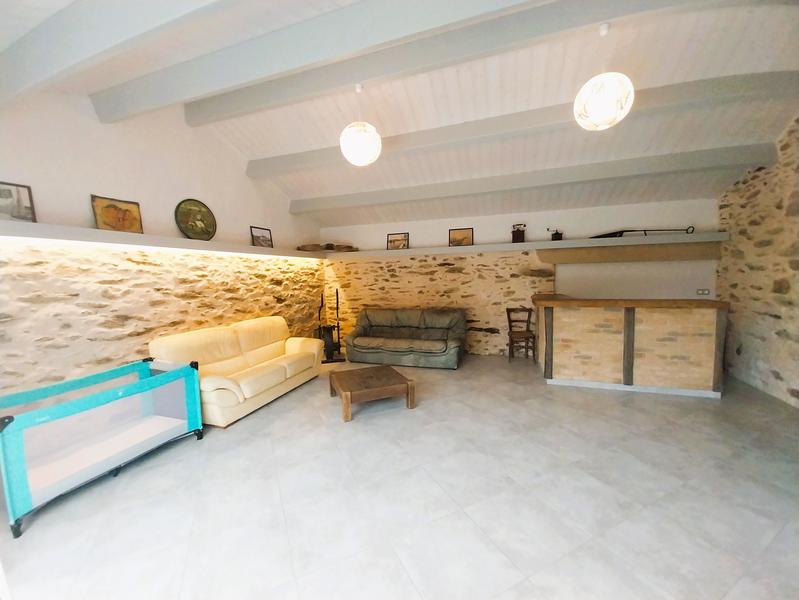 Maison - 187 m² - 7 pièces