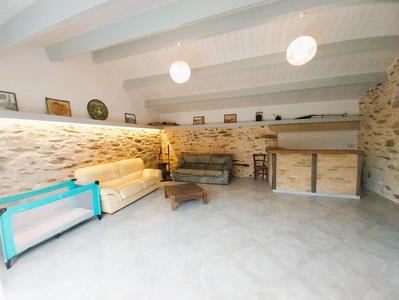 Maison - 187 m² - 7 pièces