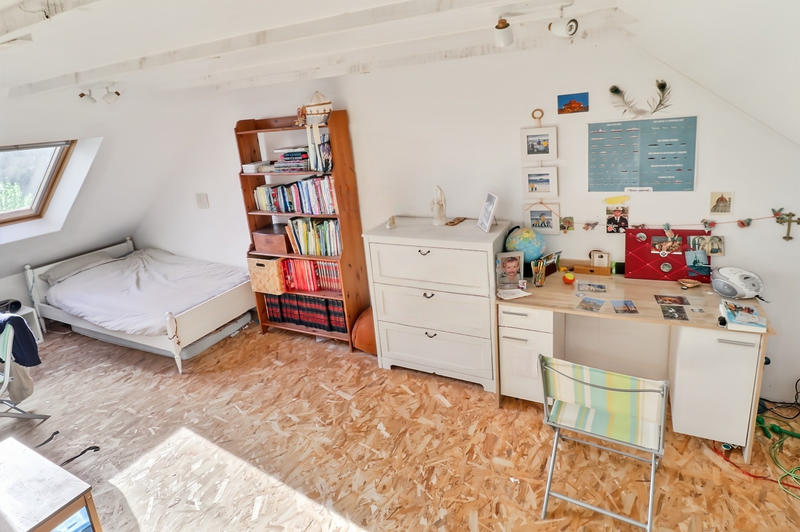 Maison - 185 m² - 9 pièces