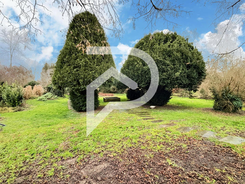 Local commercial - 764 m² - 19 pièces